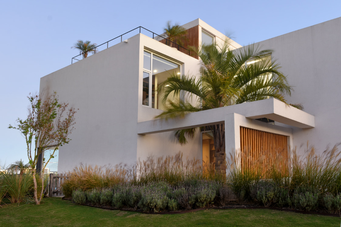 Francés Urbano Marinas 230 Exterior