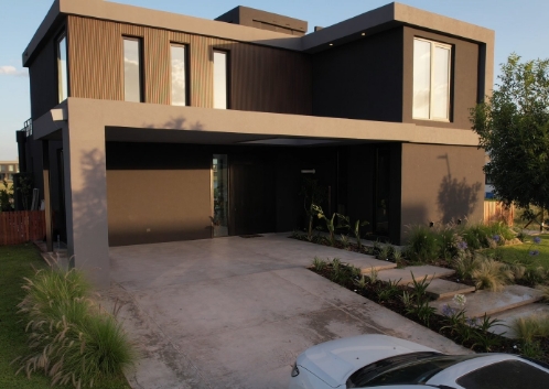 Francés Urbano Marinas 230 Exterior