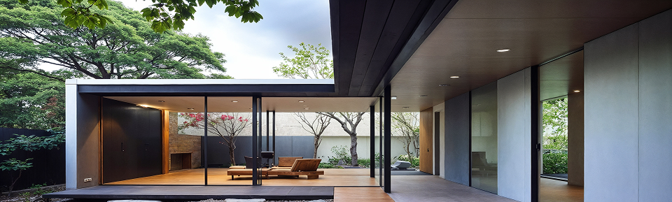 Vista exterior de vivienda moderna en Gran Buenos Aires con diseño arquitectónico diferenciado
